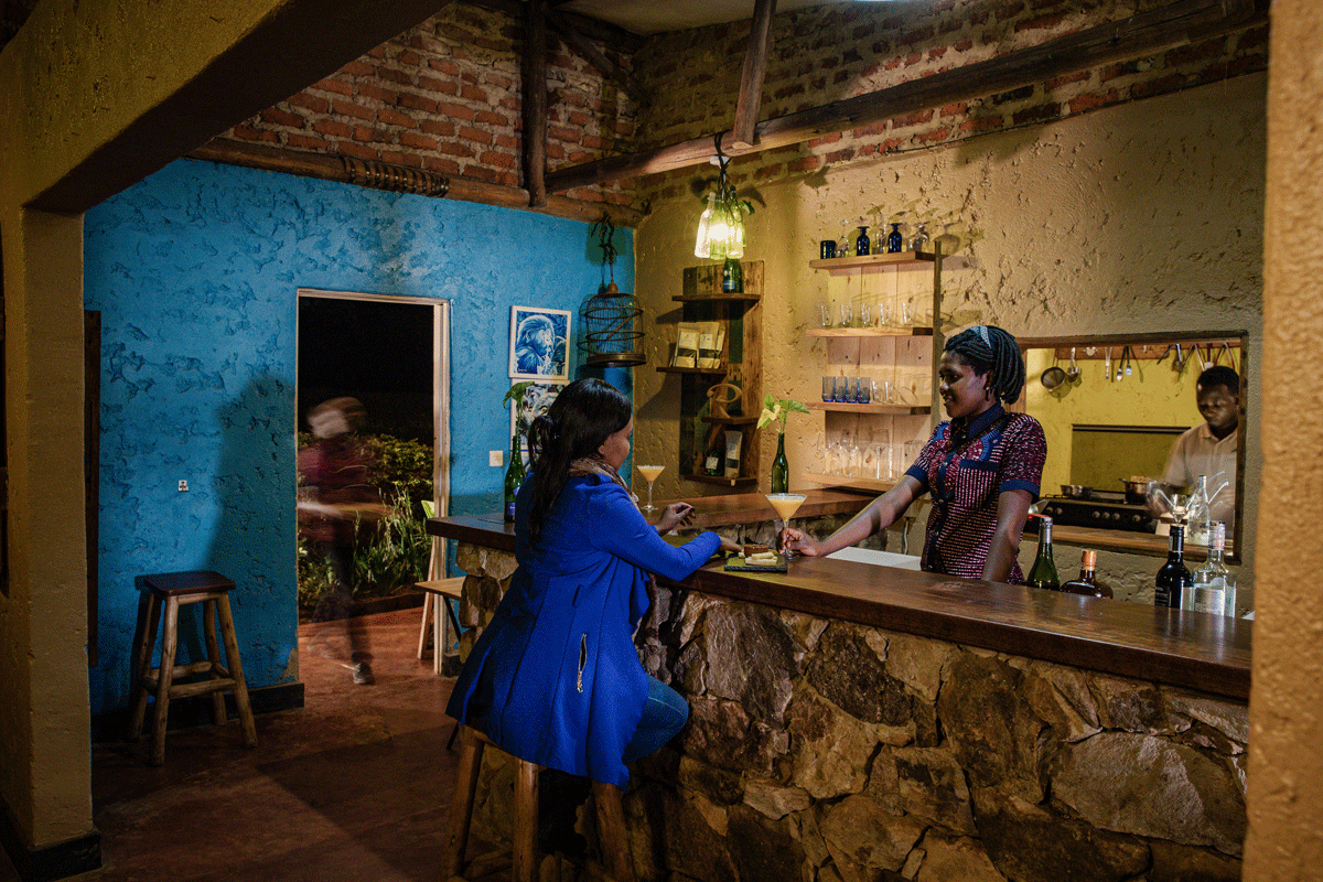 Once in a Lifetime Honeymoon Experiences You Have to Splurge On