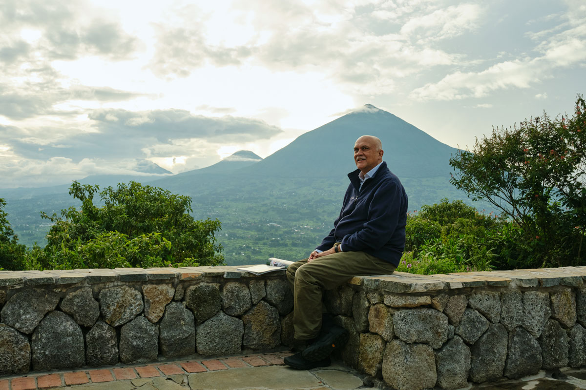 Armchair Explorer Podcast: Jane Goodall Special, Trekking with Chimpanzees and Mountain Gorillas