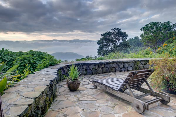 Randazoo Virunga Lodge Terrace