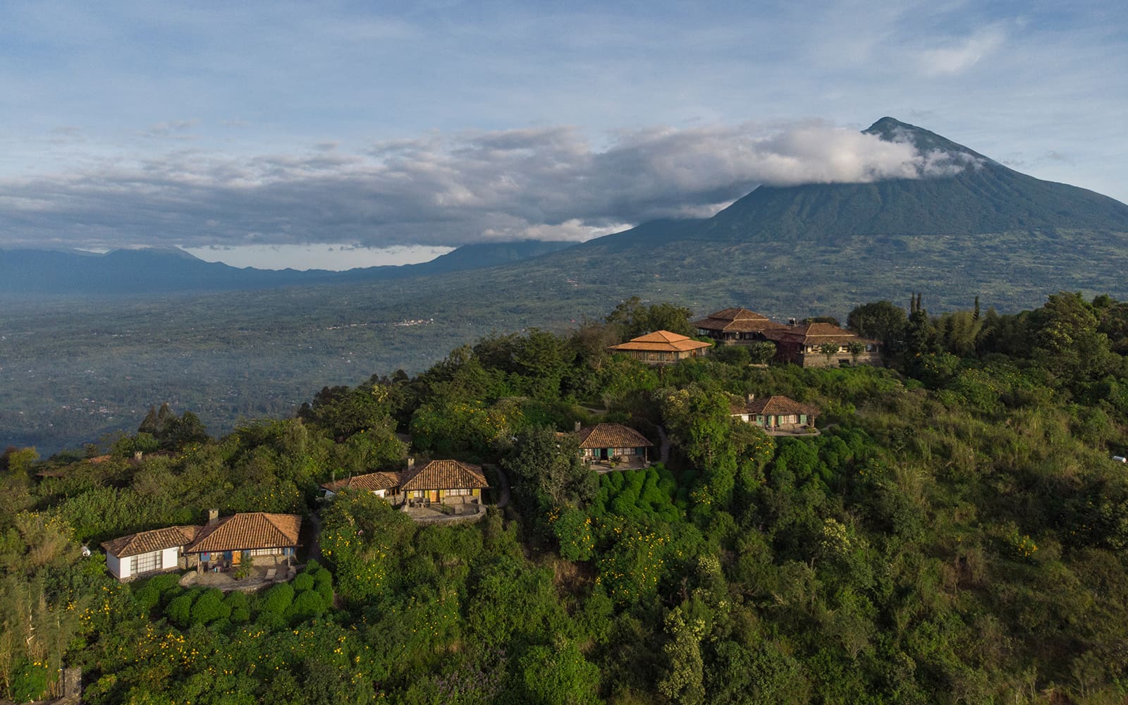 VIRUNGA LODGE COMES OUT ON TOP IN CONDÉ NAST TRAVELER’S 2022 READERS’ CHOICE AWARDS IN THE CATEGORY OF ‘BEST RESORTS IN THE REST OF AFRICA’!