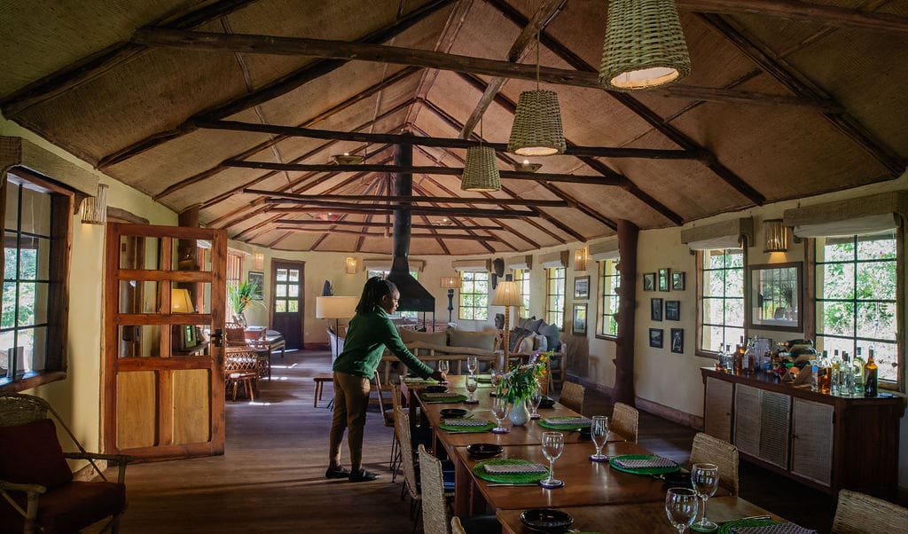 volcanoes-safaris-mount-gahinga-lodge-dining-room